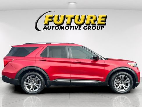 Certified 2022 Ford Explorer XLT w/ Equipment Group 202A image 2