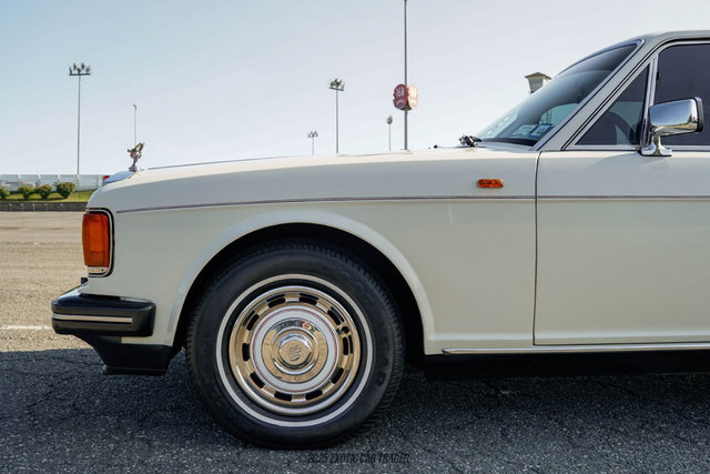 Used 1989 Rolls-Royce Silver Spirit RWD image 4