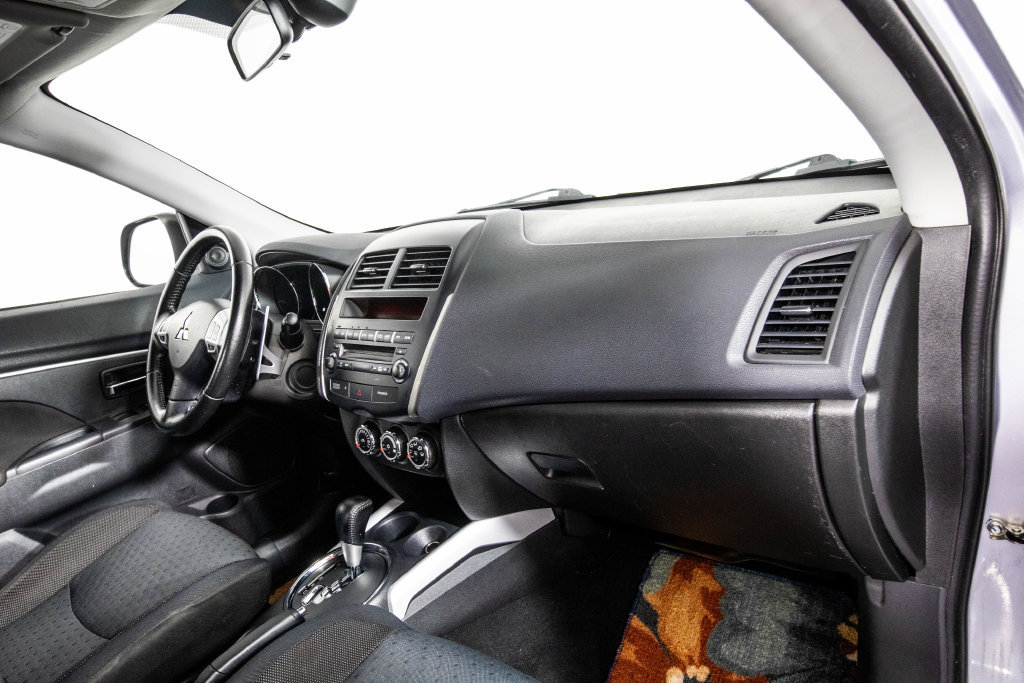 Used 2012 Mitsubishi Outlander Sport SE FWD image 18
