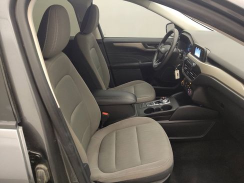 Used 2021 Ford Escape S image 21