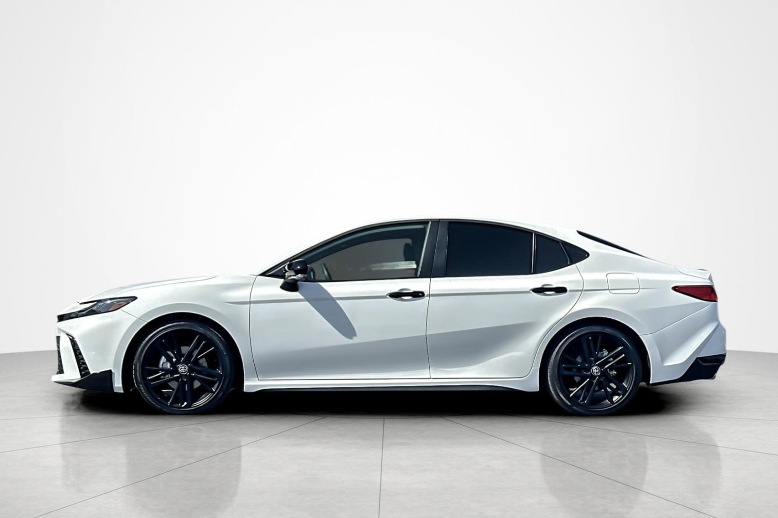 Certified 2026 Toyota Camry Hybrid w/ Convenience Package FWD image 2