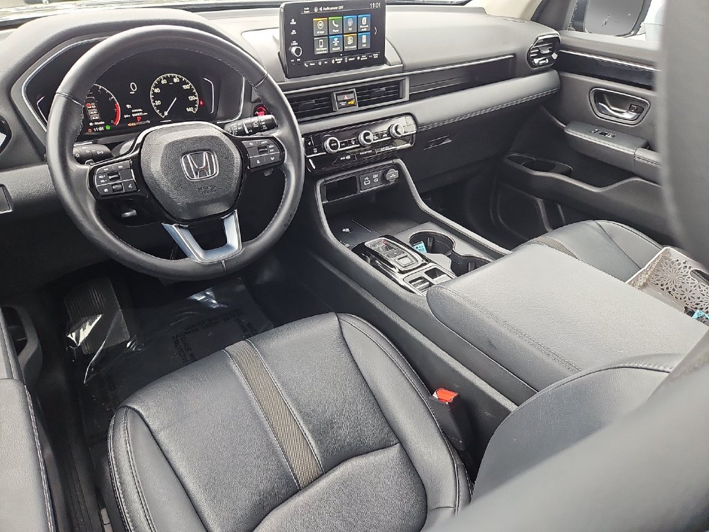 Certified 2025 Honda Pilot EX-L image 11