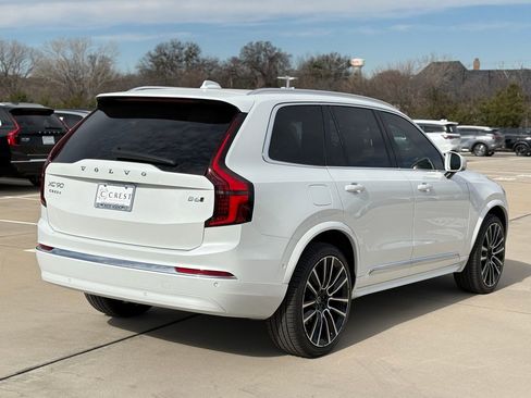 New 2026 Volvo XC90 B6 Ultra image 6