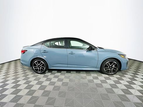 Used 2024 Nissan Sentra SR w/ SR Premium Package image 11
