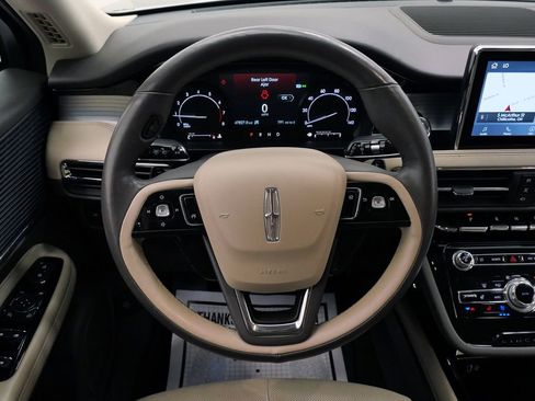 Used 2021 Lincoln Corsair AWD w/ Equipment Group 101A image 24