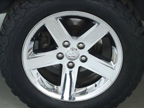 Used 2017 RAM 1500 Express w/ Express Value Package image 12