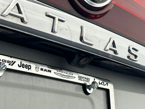 Used 2024 Volkswagen Atlas SE FWD image 38