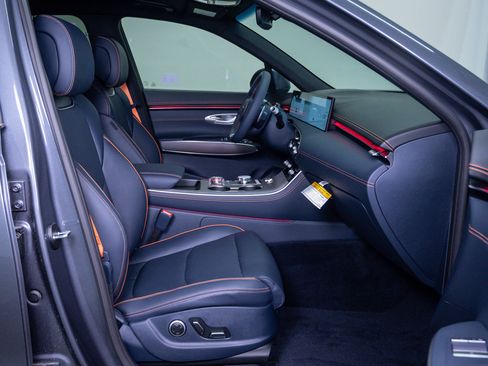 New 2026 Genesis GV70 3.5T Sport Advanced AWD/4WD image 11
