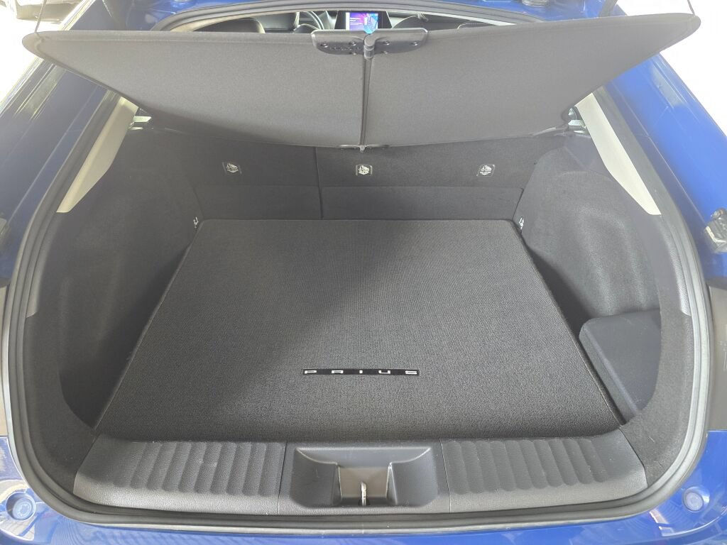 Used 2024 Toyota Prius XLE FWD image 13