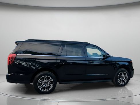 Certified 2025 Ford Expedition Max Active AWD/4WD image 30