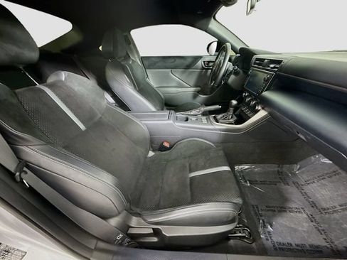 Certified 2023 Toyota GR86 Premium RWD image 26