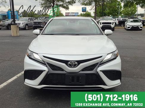 Used 2024 Toyota Camry XSE FWD image 2