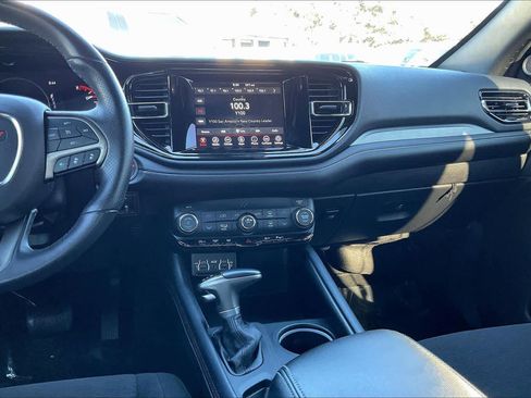 Used 2023 Dodge Durango SXT Launch Edition image 11