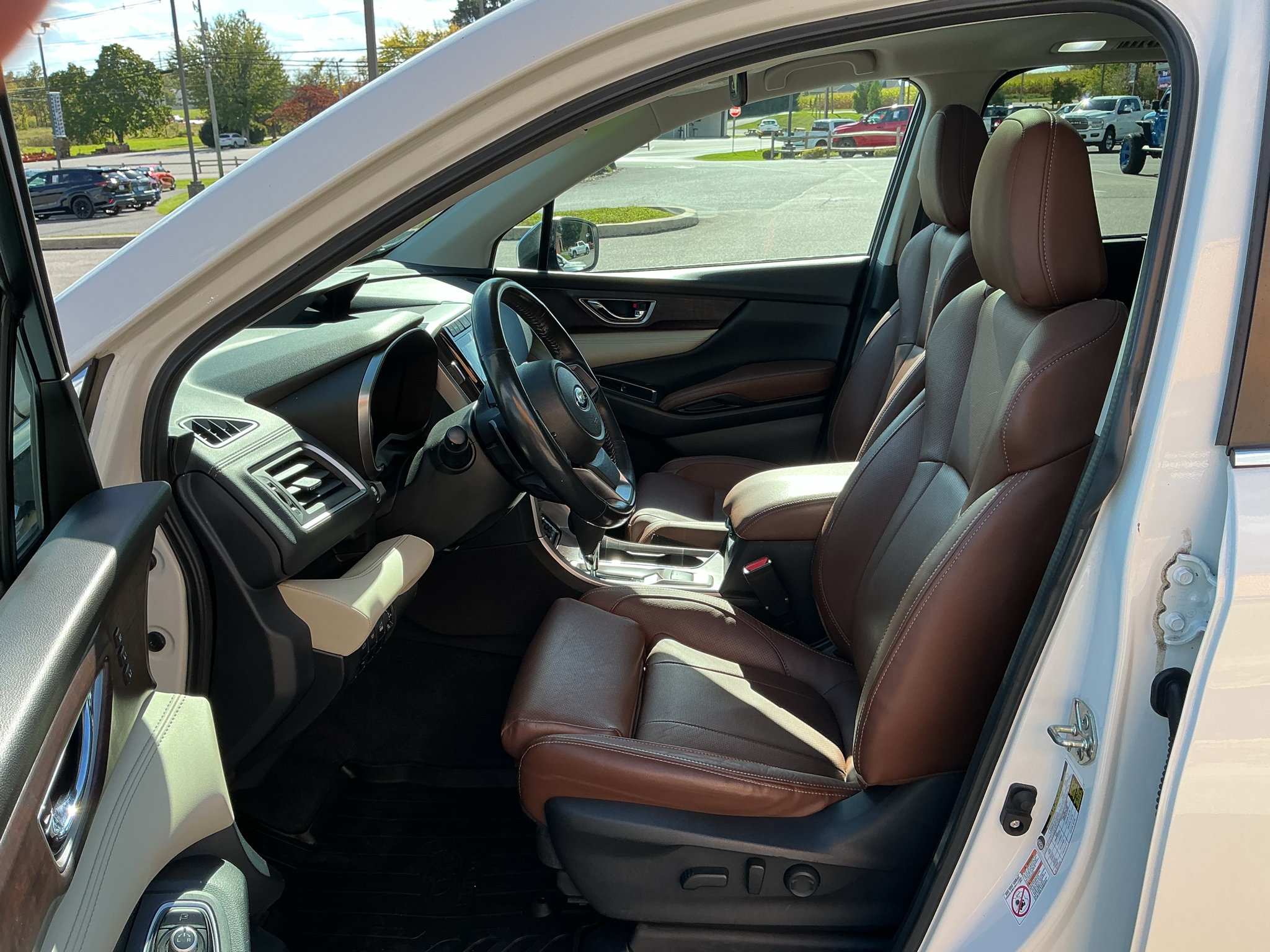 Used 2020 Subaru Ascent Touring AWD/4WD image 14