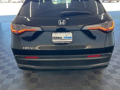 Certified 2023 Honda HR-V LX image 7