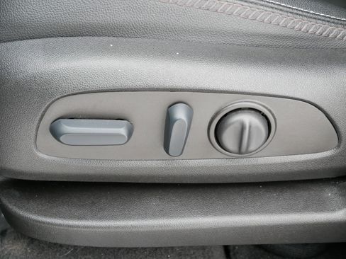 Used 2022 GMC Terrain Denali image 7