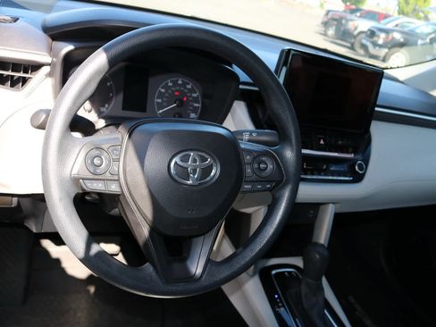 Used 2024 Toyota Corolla Cross L AWD/4WD image 26