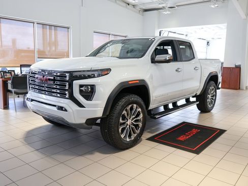 New 2026 GMC Canyon Denali AWD/4WD image 1