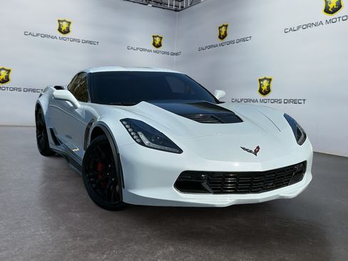 Used 2019 Chevrolet Corvette Z06 RWD image 3