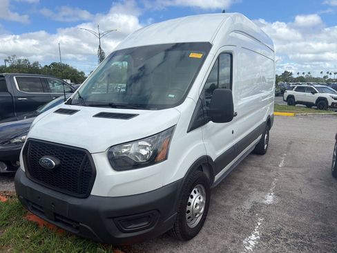 Used 2022 Ford Transit 250 148 High Roof AWD image 4