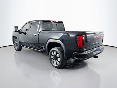 Used 2024 GMC Sierra 2500 Denali w/ Denali Reserve Package image 5