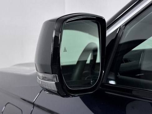 Used 2022 Jeep Grand Cherokee Summit w/ Advanced Protech Group IV AWD/4WD image 30