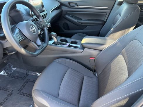 Certified 2025 Nissan Altima 2.5 S image 18