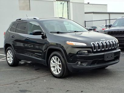 Used 2017 Jeep Cherokee Latitude w/ Cold Weather Group