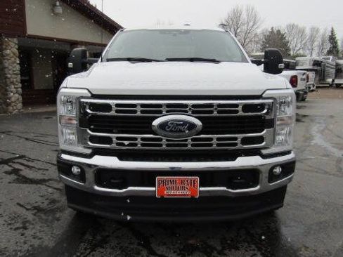 Used 2024 Ford F350 XLT w/ FX4 Off-Road Package AWD/4WD image 3