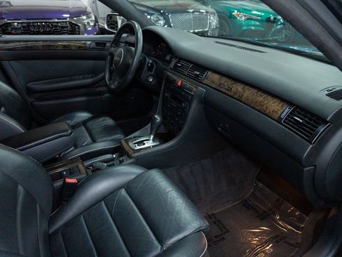 Used 2003 Audi RS 6 AWD/4WD image 40