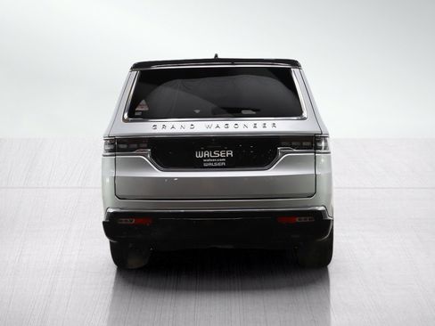 Used 2024 Jeep Grand Wagoneer L 4WD image 4