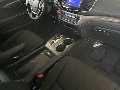 Used 2023 Honda Ridgeline Sport image 14