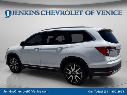 Used 2022 Honda Pilot Touring image 8