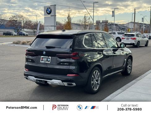 New 2026 BMW X5 xDrive50e image 8