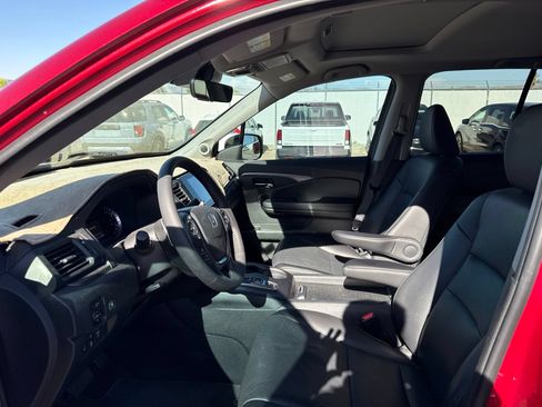 Used 2023 Honda Ridgeline RTL image 11