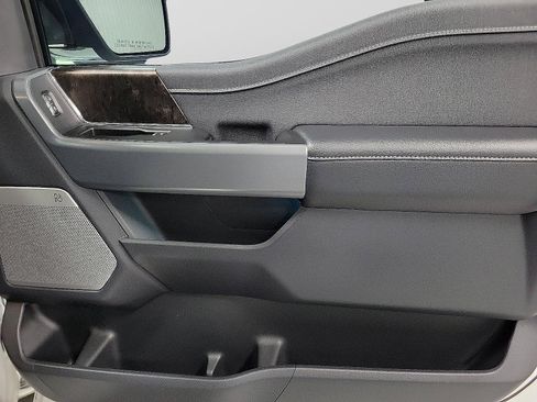 Used 2023 Ford F150 Lariat w/ Equipment Group 502A High image 16