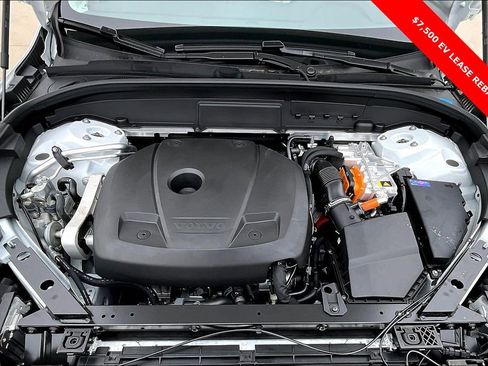 New 2025 Volvo XC60 T8 Plus w/ Protection Package Premier image 24