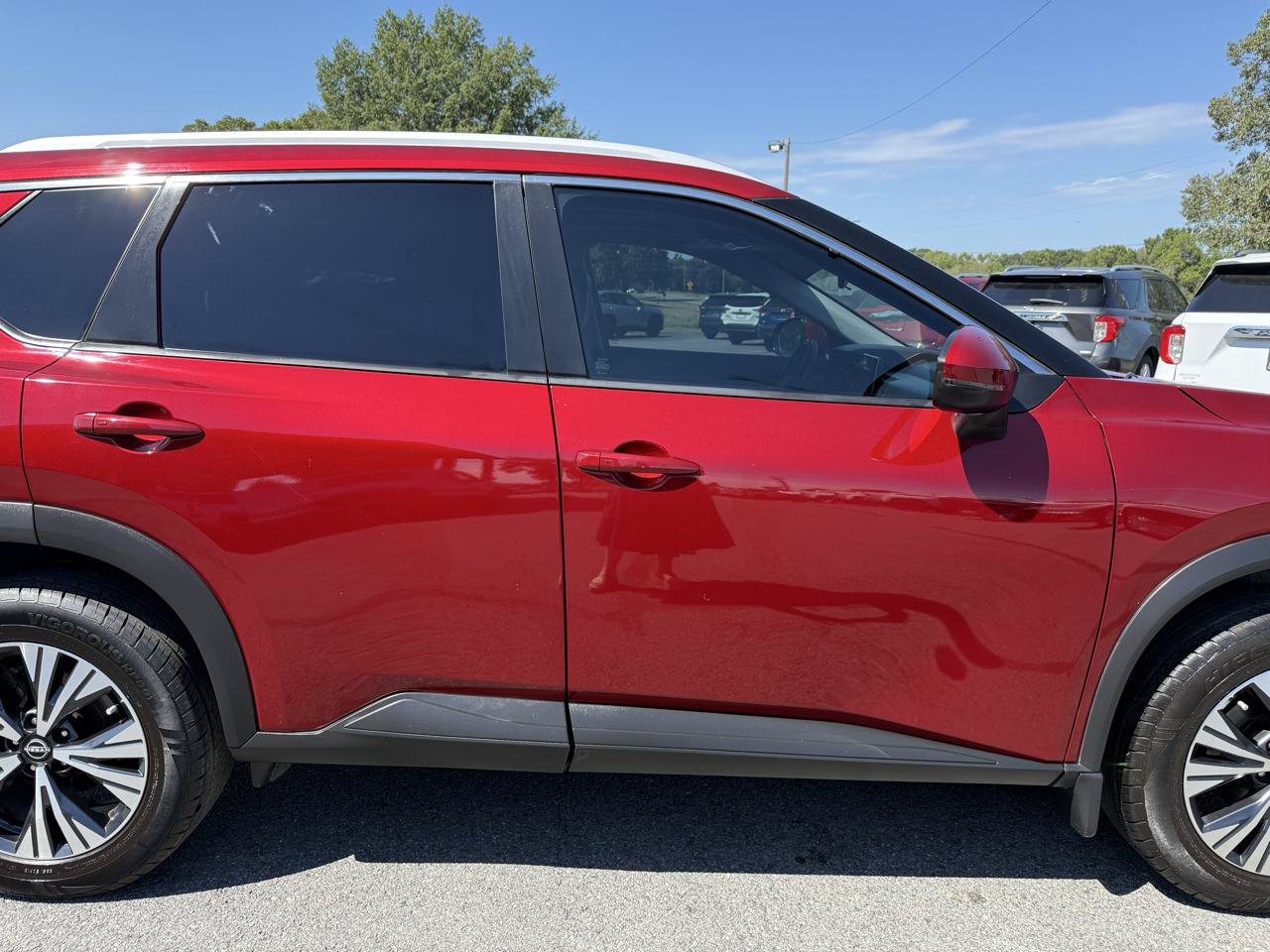 Used 2022 Nissan Rogue SV w/ SV Premium Package FWD image 42