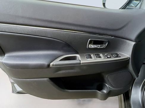 Used 2024 Mitsubishi Outlander Sport SE image 30