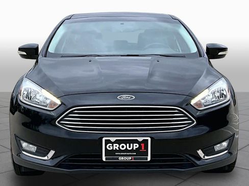 Used 2015 Ford Focus Titanium FWD image 4