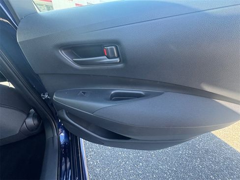 Used 2023 Toyota Corolla LE image 20