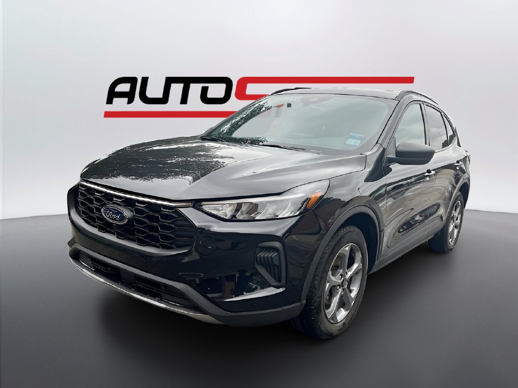 Used 2025 Ford Escape ST-Line AWD/4WD image 3