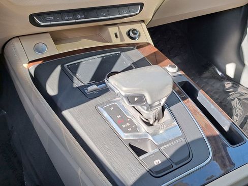 Used 2020 Audi Q5 2.0T Premium Plus w/ Premium Plus Package image 14