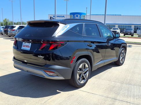 Used 2025 Hyundai Tucson SEL FWD image 7