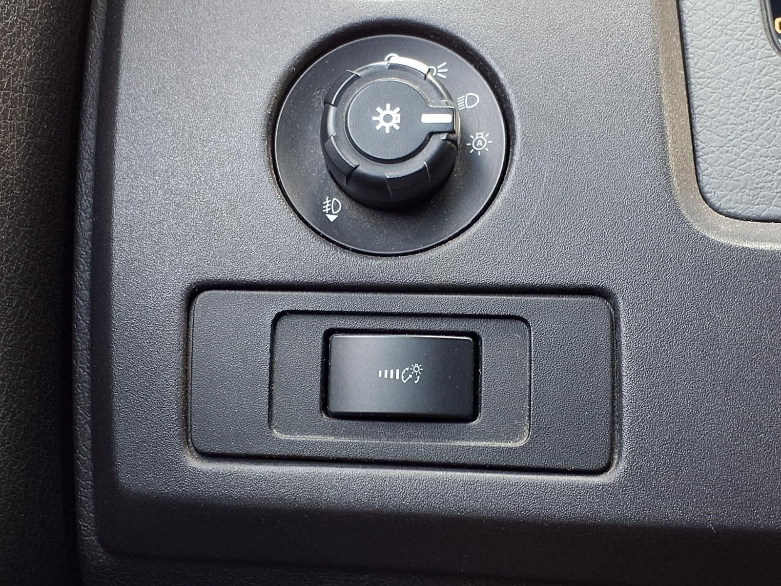Used 2012 Ford F150 XLT w/ XLT Chrome Pkg RWD image 21
