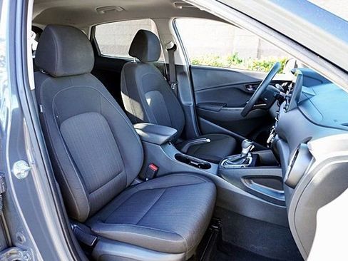 Certified 2023 Hyundai Kona SEL FWD image 12