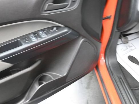 Used 2019 Chevrolet Colorado W/T w/ WT Convenience Package AWD/4WD image 10