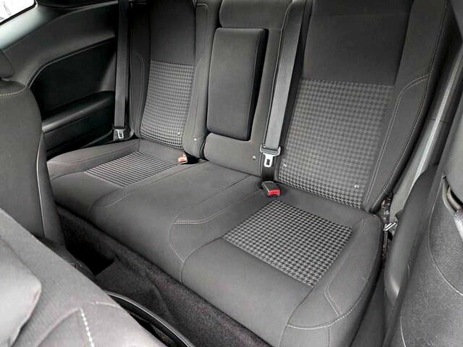 Used 2016 Dodge Challenger R/T w/ Blacktop Package RWD image 11