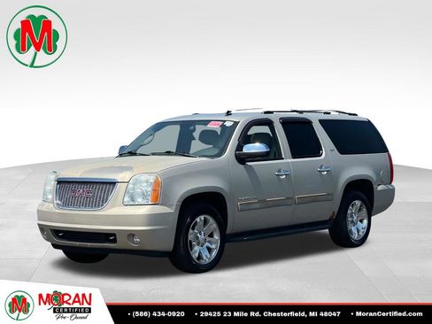 Used 2010 GMC Yukon XL SLT w/ Regional Value Package AWD/4WD image 1