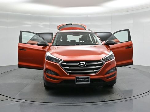 Used 2016 Hyundai Tucson SE w/ Option Group 02 image 28